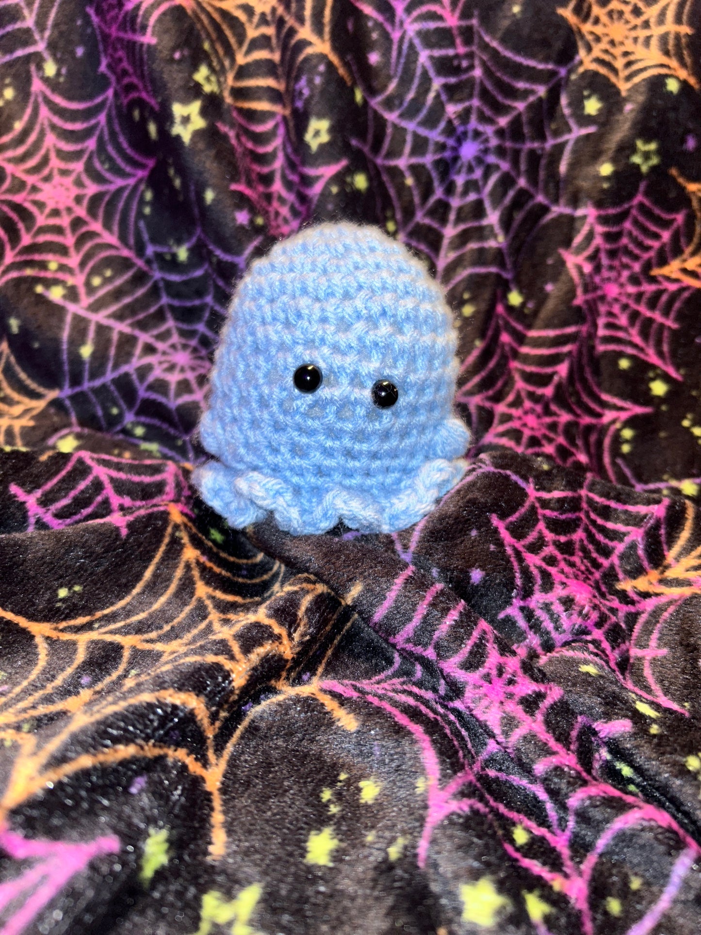Crocheted mini ghost